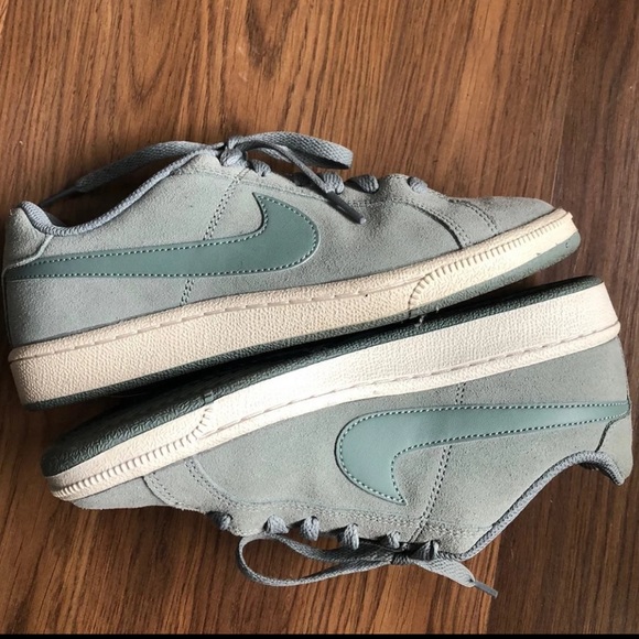 Nike Court Royale - Picture 2 of 4